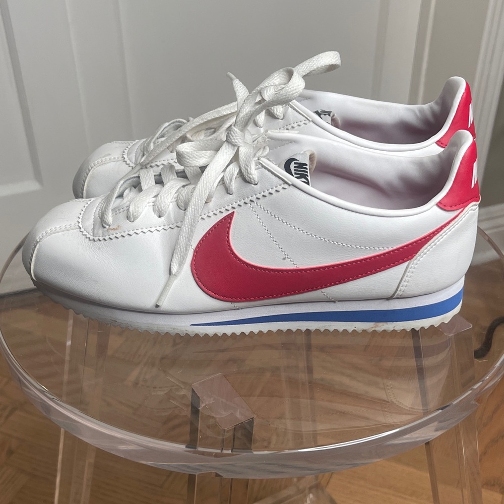 Nike Women's White and Red Sneakers sz10 - Picture 4 of 4